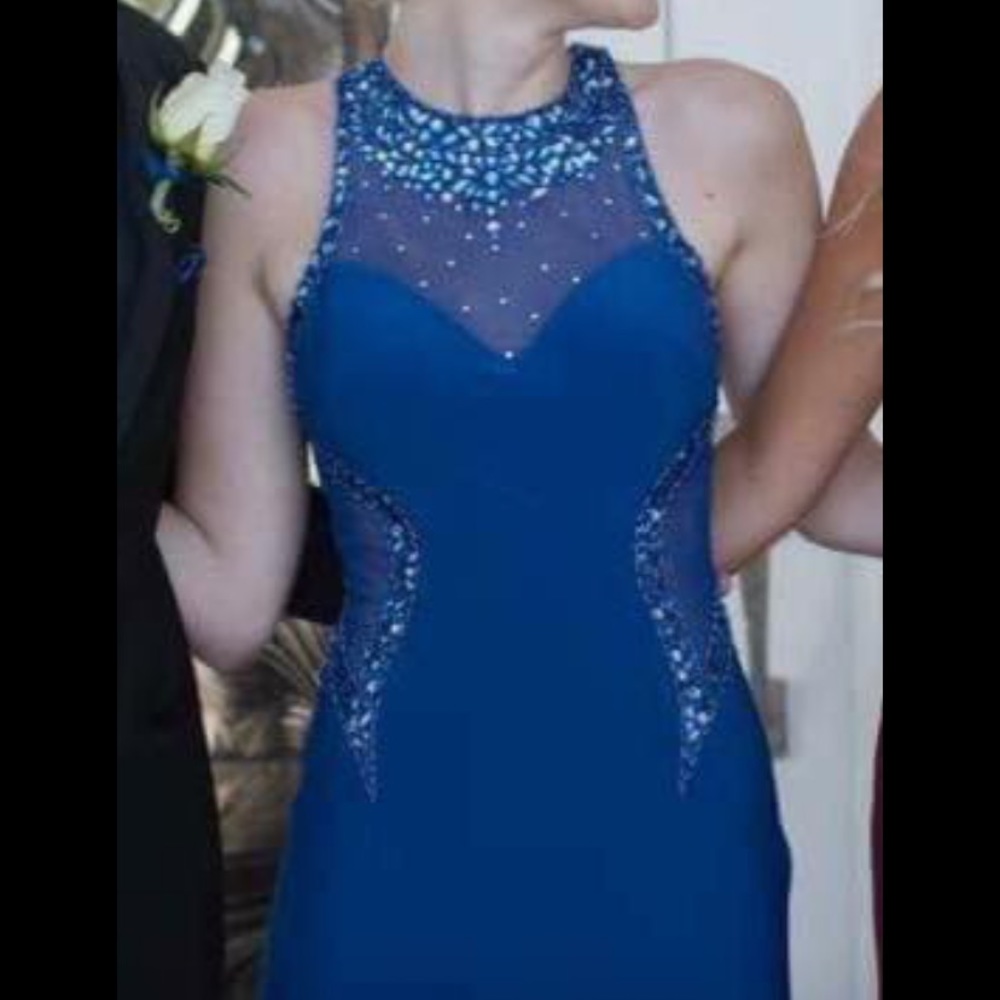 Prom Dress - Picture 4 of 6